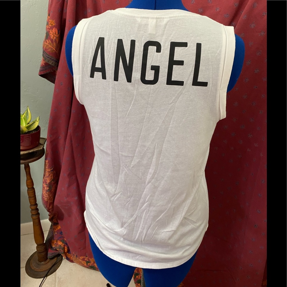 💥💥 Bundle VS Angel tee top white NWOT Small